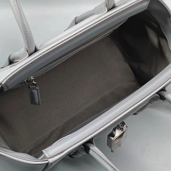 Givenchy Antigona Lock Shoulder Bag - Picture 13 of 16